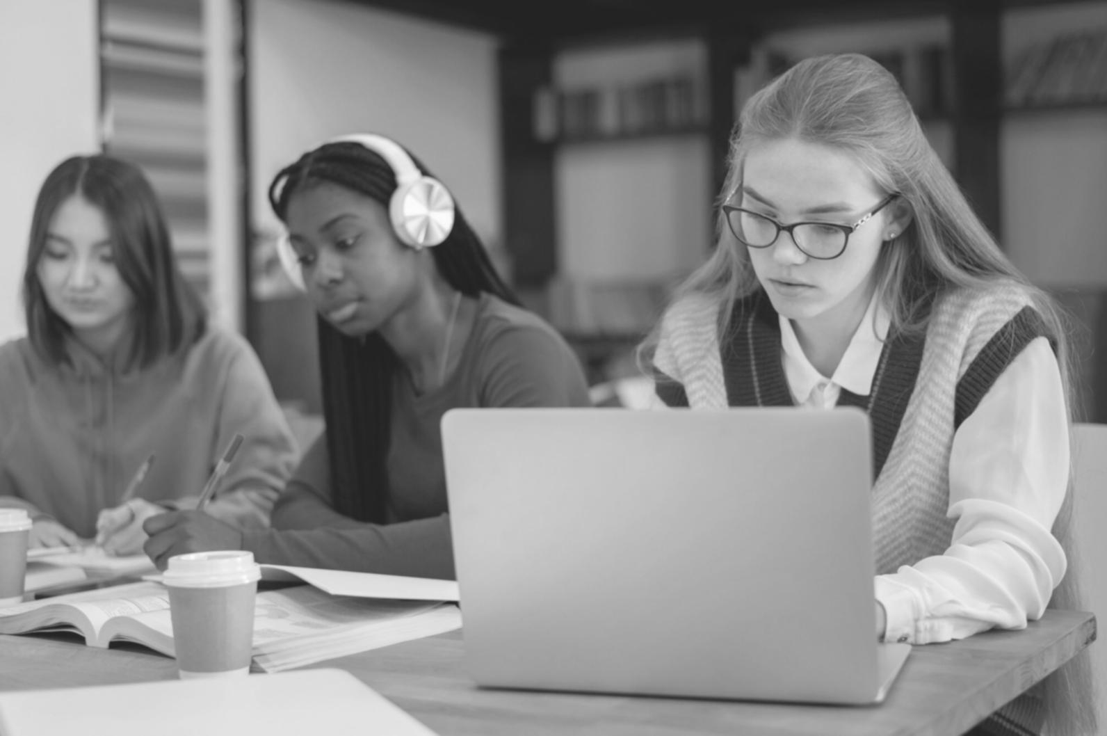 Annual budgeting worksheet showing expense categories and monthly tracking